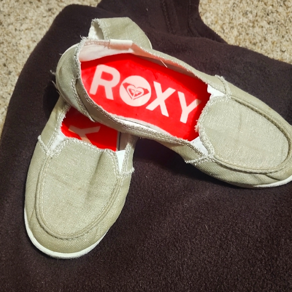 A3.   Roxy Gray Canvas Sneakers with Bold Red Insole